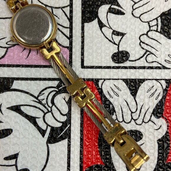 Vintage Disney Time Works Diamond Accented Bezel Mickey Mouse Icon Watch - Picture 16 of 16